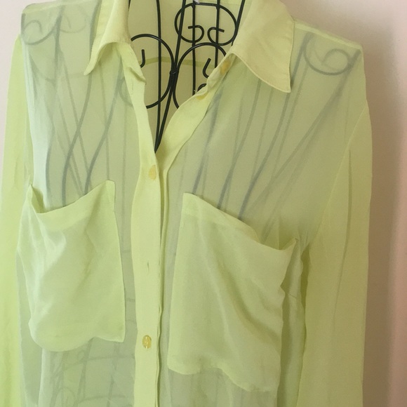 BCBGeneration button down blouse - Picture 3 of 3